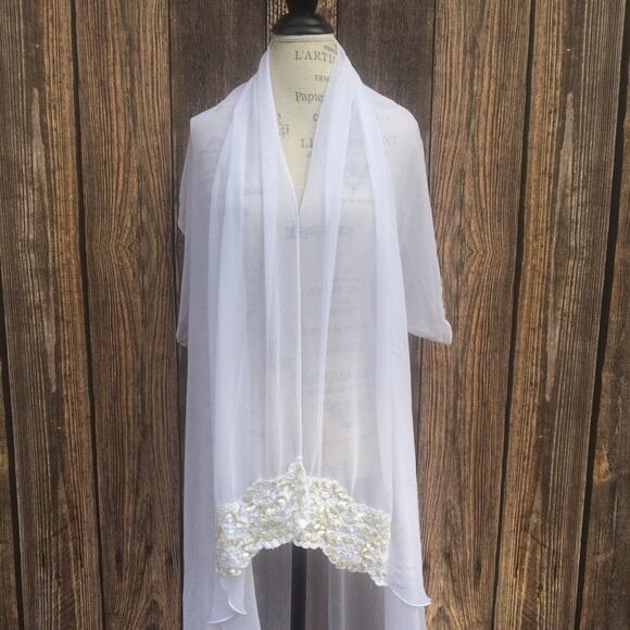 Vintage Blanche sheer white peignoir with lace and sequins - Picture 6 of 6